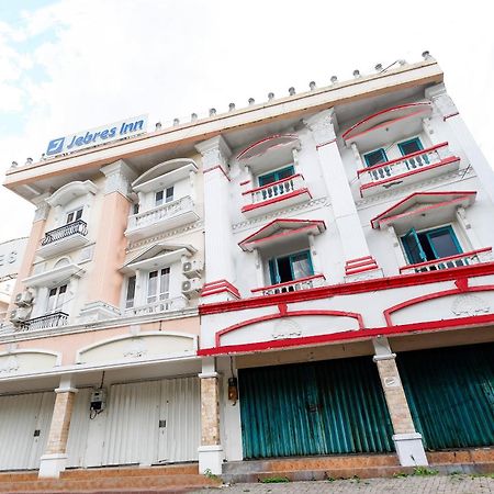 Oyo 2298 Jebres House Syariah Hotell Solo Eksteriør bilde